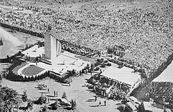 Aerial image of the Peace Light dedication ceremonies